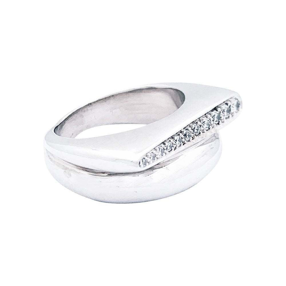 Bague Fred, "Success", en or blanc et diamants. - Castafiore