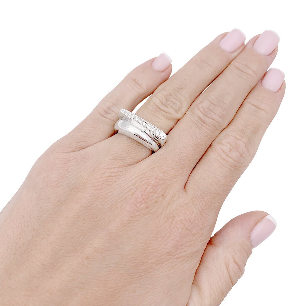 Bague Fred, "Success", en or blanc et diamants. - Castafiore