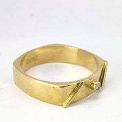 Bague géométrique en or jaune et diamant - Castafiore