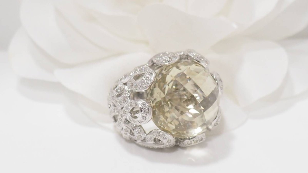 Bague importante or blanc diamants et citrine - Castafiore