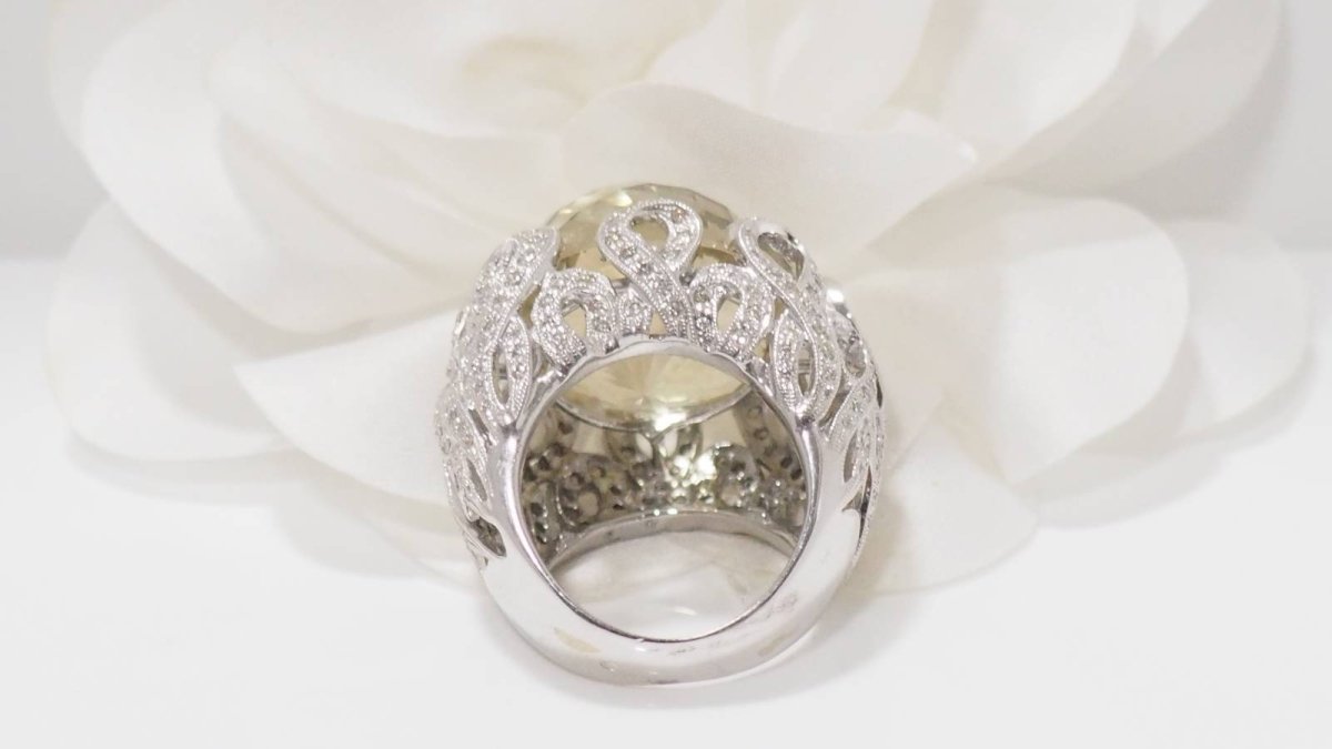 Bague importante or blanc diamants et citrine - Castafiore
