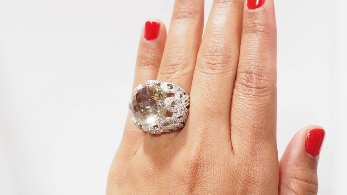Bague importante or blanc diamants et citrine - Castafiore