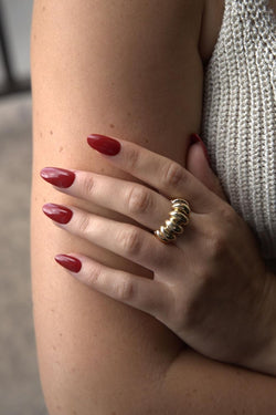 Bague Jonc BULGARI "Celtaura" en or jaune - Castafiore