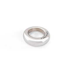 Bague jonc de la maison Chaumet en or gris modèle anneau - Castafiore