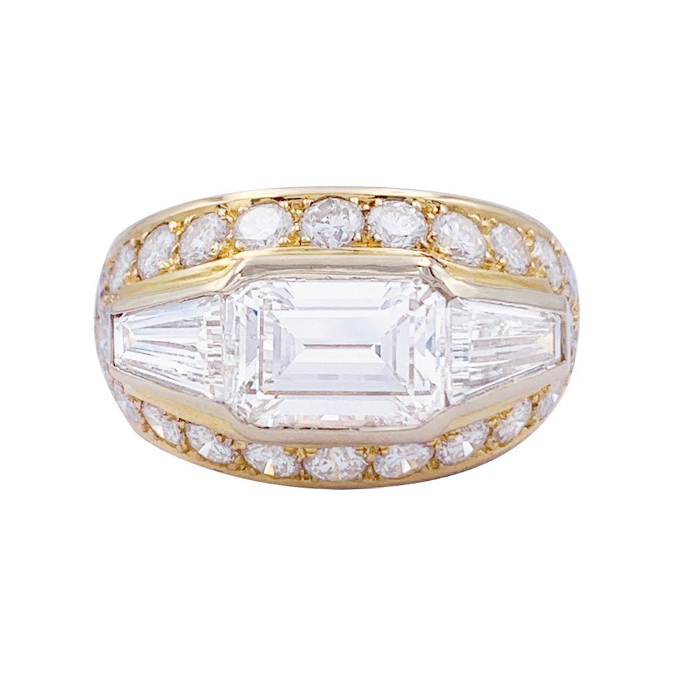 Bague jonc, or jaune, diamants. - Castafiore