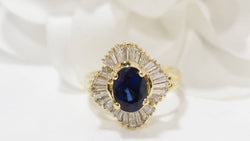 Bague Jupe en or jaune, Saphir ovale et diamants - Castafiore