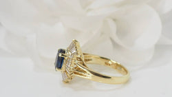 Bague Jupe en or jaune, Saphir ovale et diamants - Castafiore