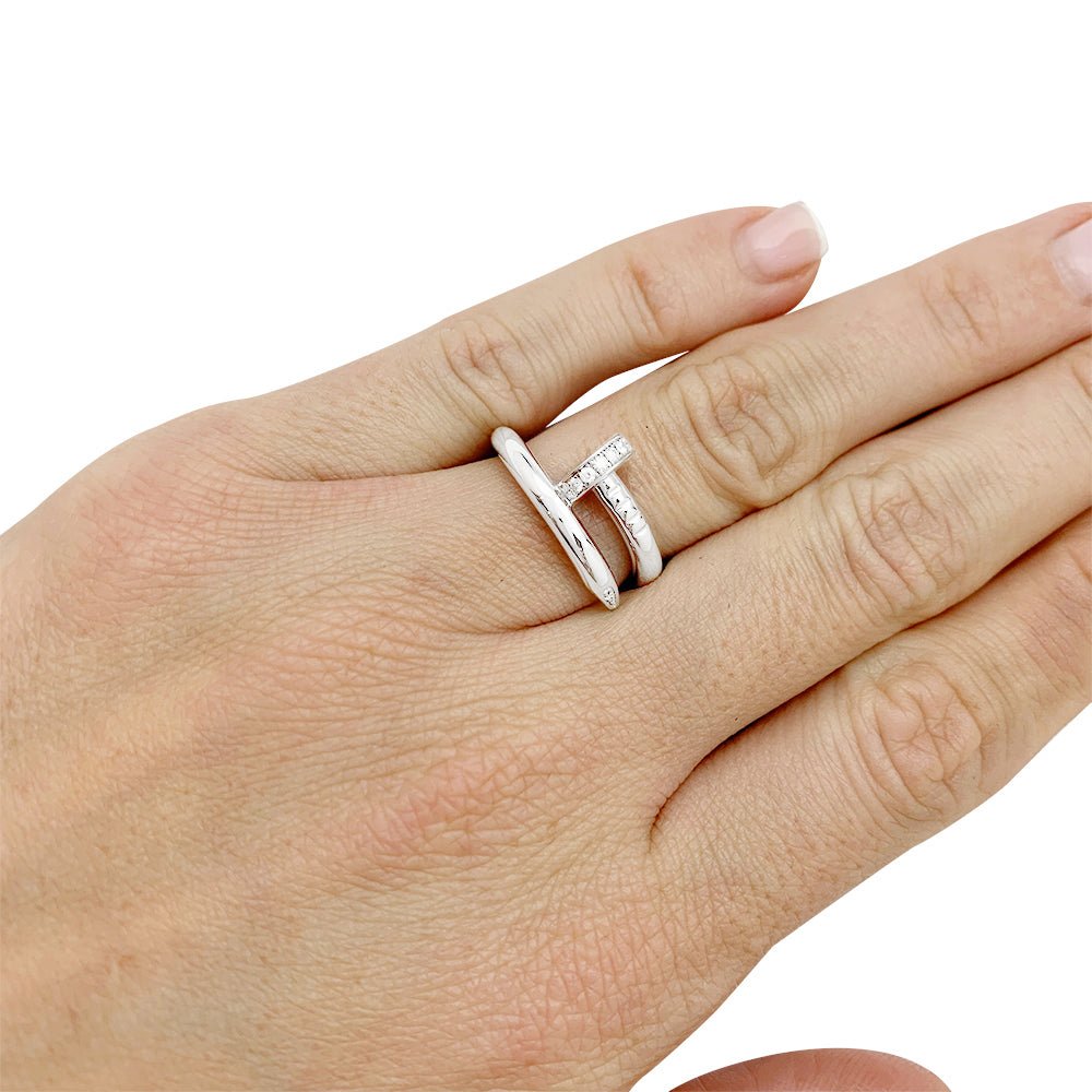 bague juste un clou cartier
