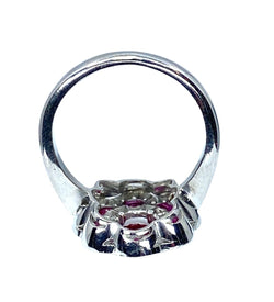 Bague marguerite en or blanc 18 carats en rubis et diamants - Castafiore