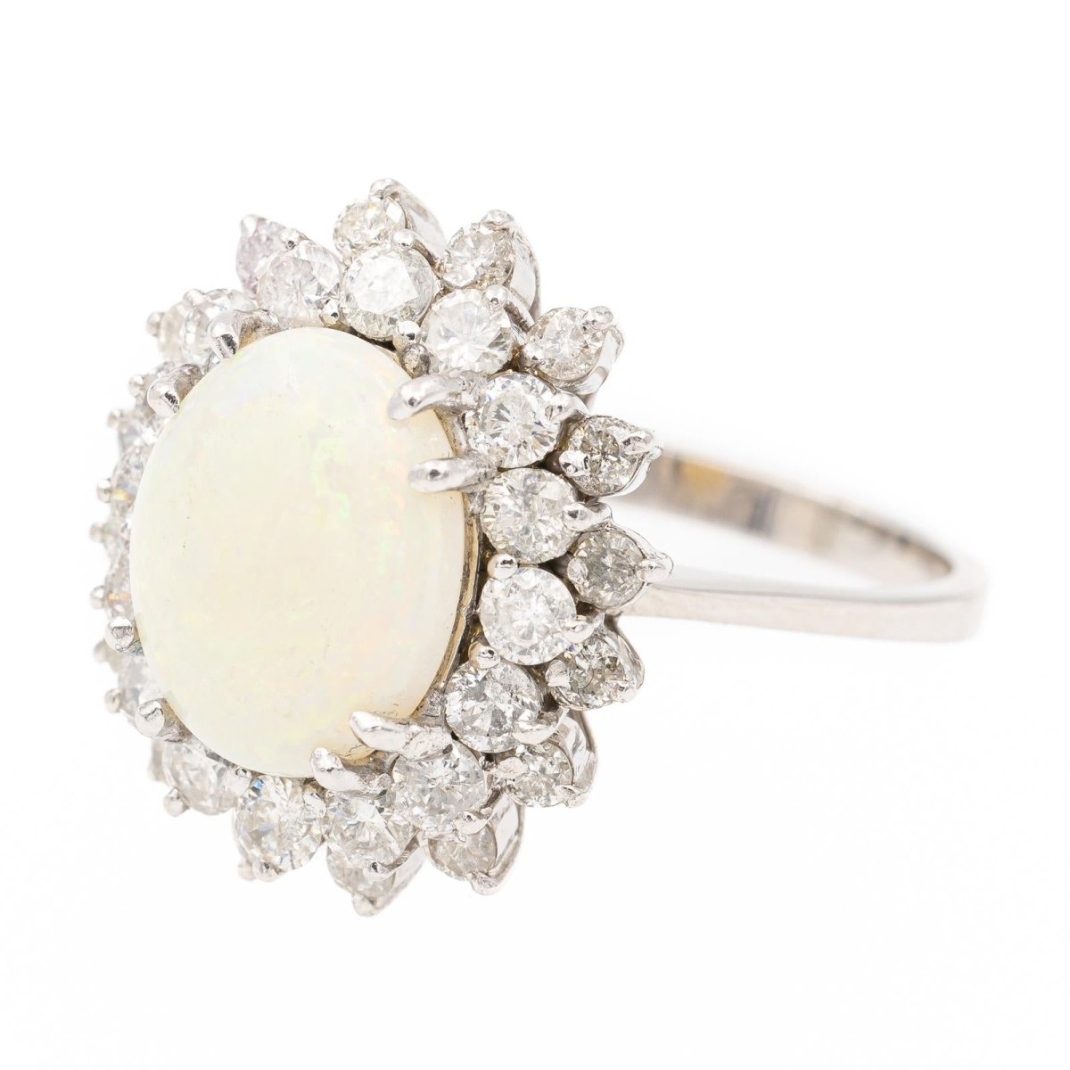 Bague Marguerite en or blanc et opale - Castafiore