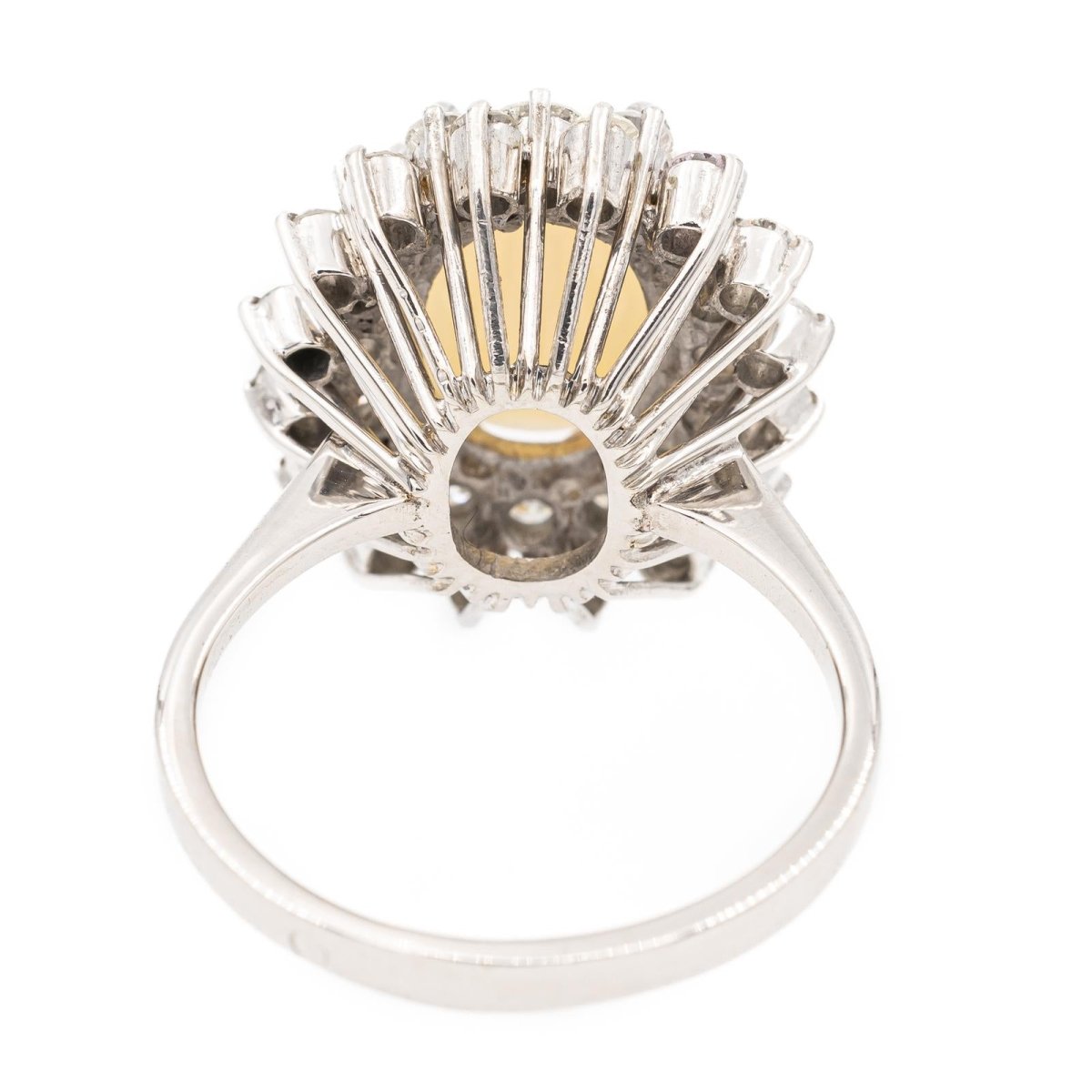Bague Marguerite en or blanc et opale - Castafiore
