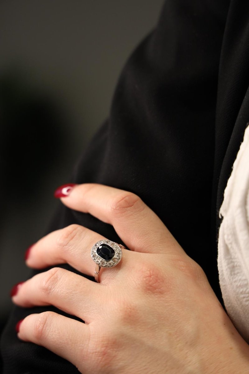 Bague Marguerite en or blanc et saphir - Castafiore