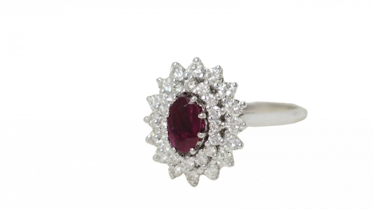 Bague Marguerite en or blanc, rubis et diamants - Castafiore