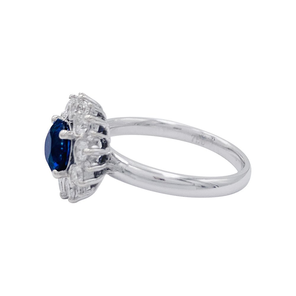 Bague marguerite saphir entourage diamants - Castafiore