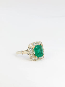 Bague marguerite vintage en or, émeraude et diamants - Castafiore