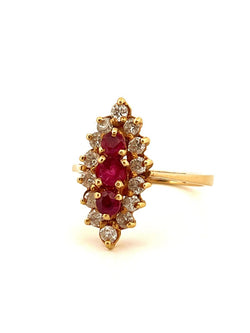 Bague Marquise en or jaune et en rubis et diamants - Castafiore