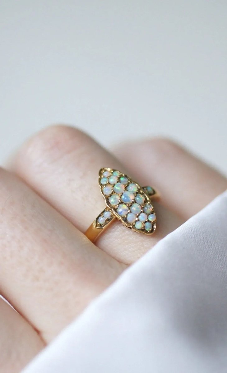 Opal rings Castafiore