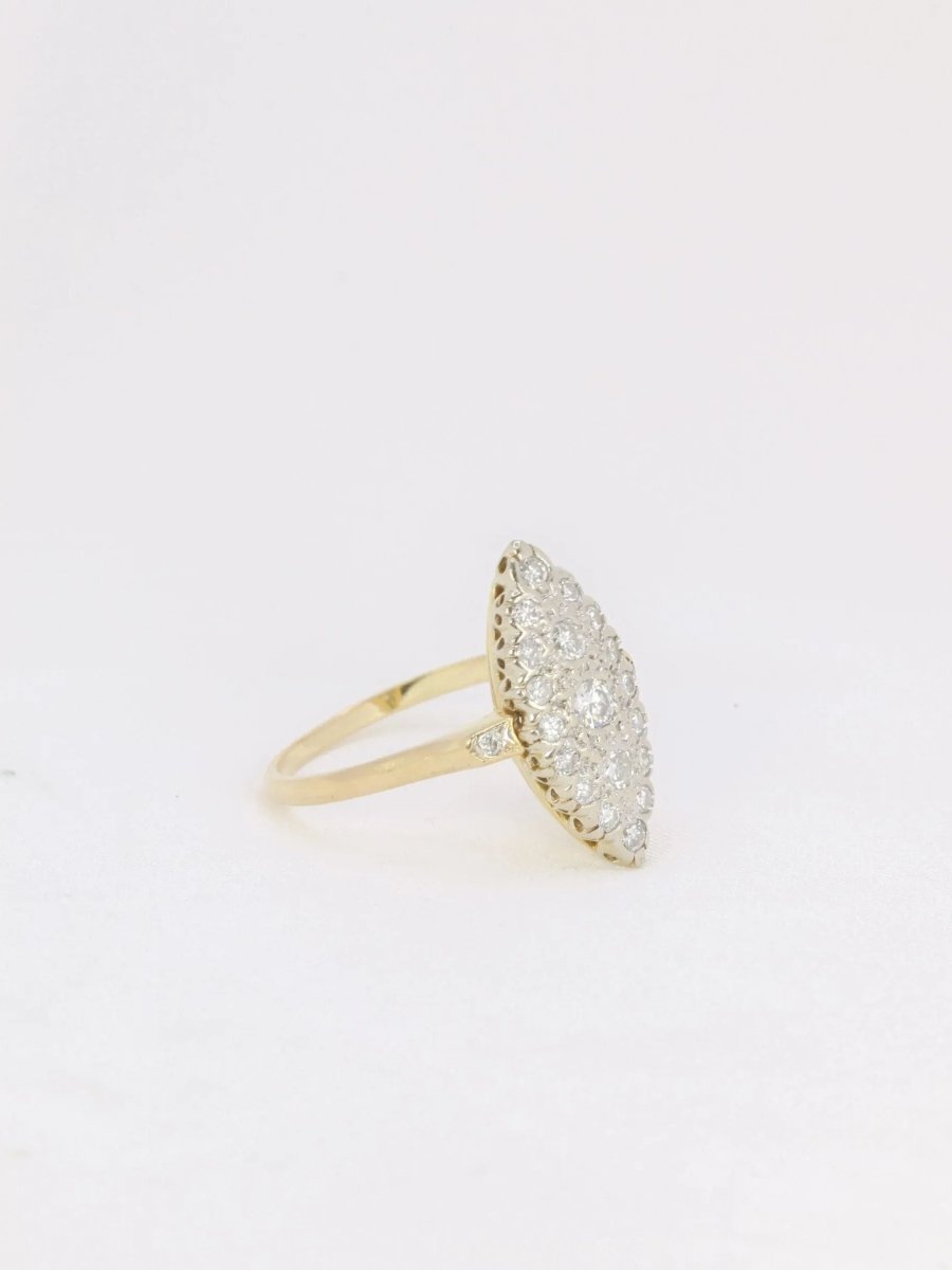 Bague marquise vintage en or et diamants - Castafiore