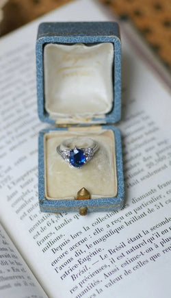 Bague Mellerio dits Meller, saphir et diamants - Castafiore