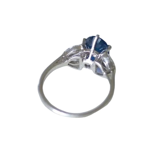 Bague Mellerio dits Meller, saphir et diamants - Castafiore