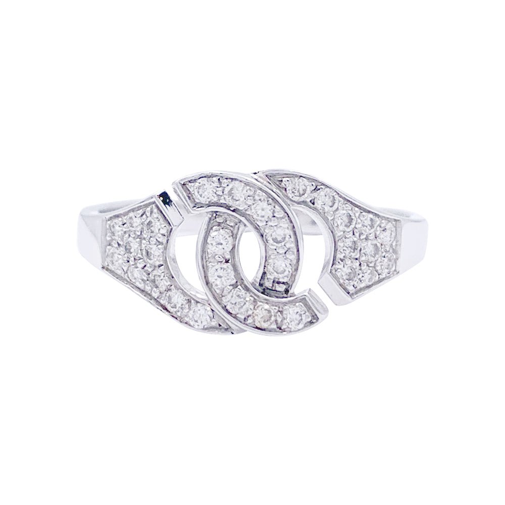 Bague "Menottes R8" DIHN VAN en or blanc et diamants. - Castafiore