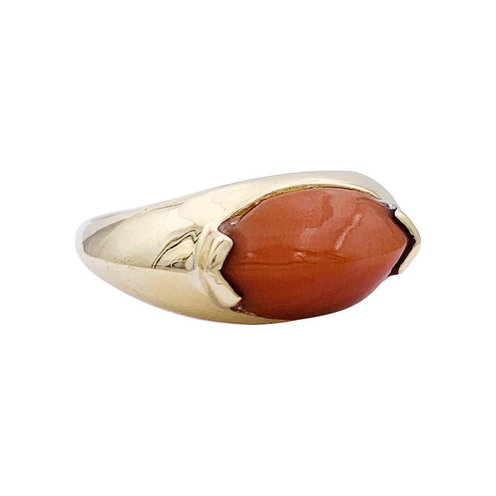 Bague O.J PERRIN en or jaune et corail - Castafiore