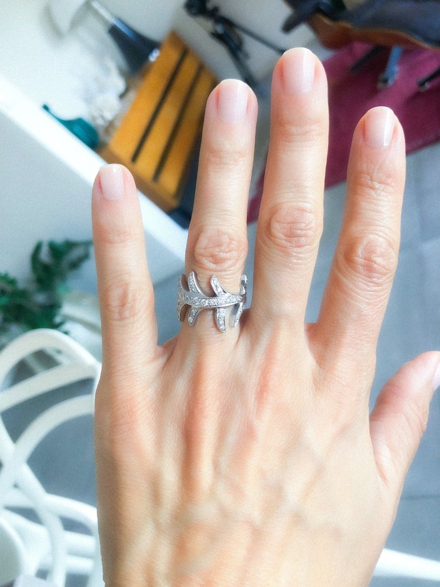 Bague or gris feuillages en diamant - Castafiore
