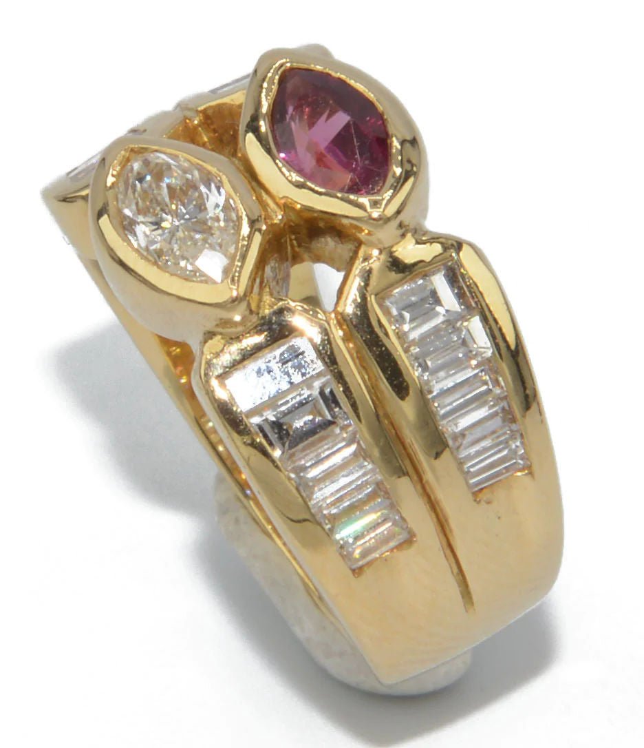 Bague or jaune en toi et moi rubis et diamant - Castafiore