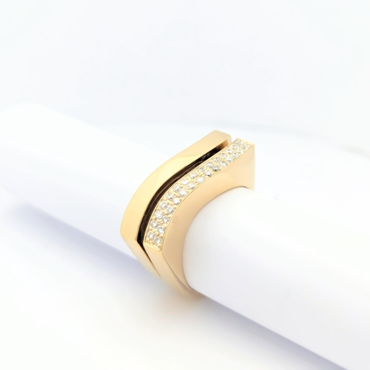 Bague or jaune et diamants - Castafiore