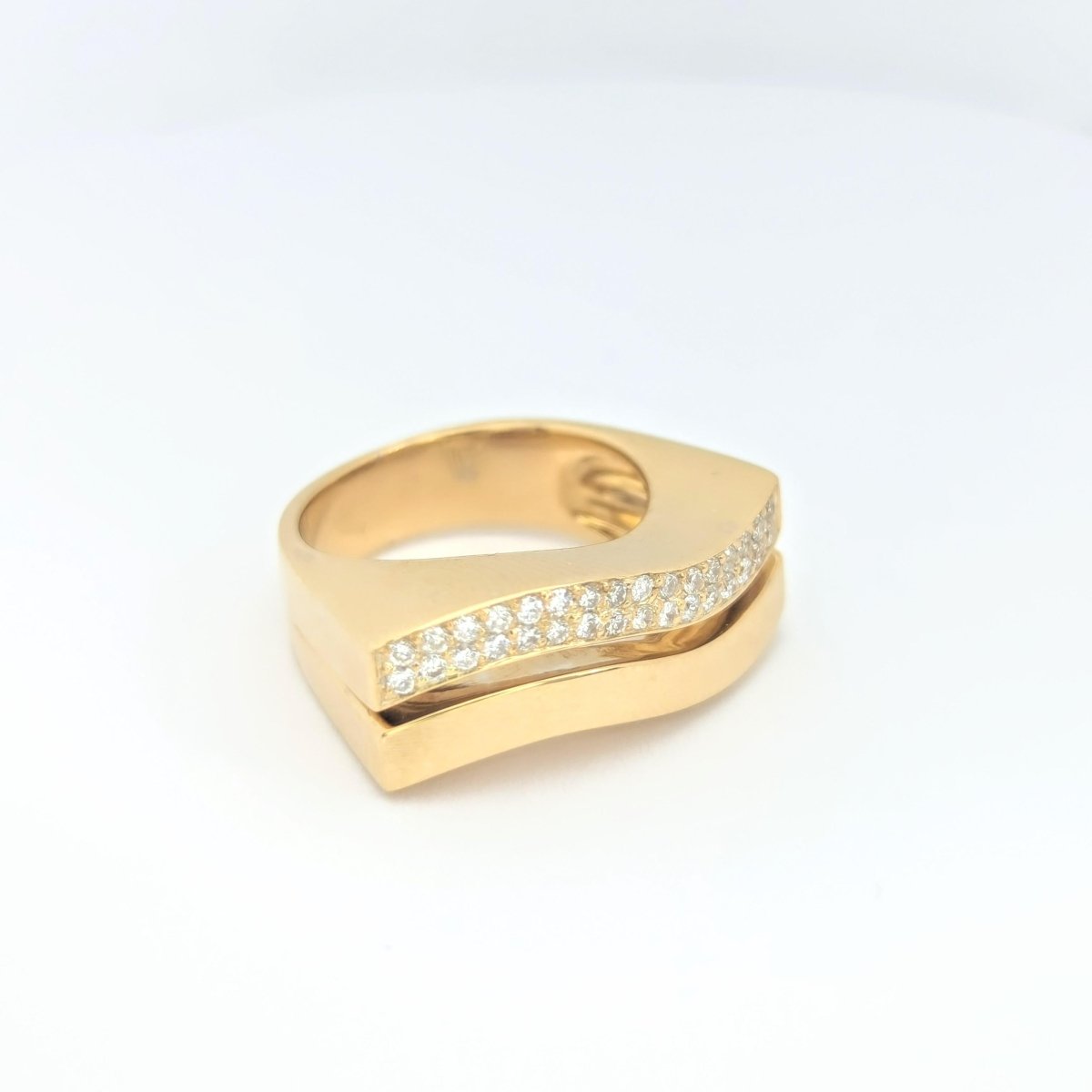 Bague or jaune et diamants - Castafiore