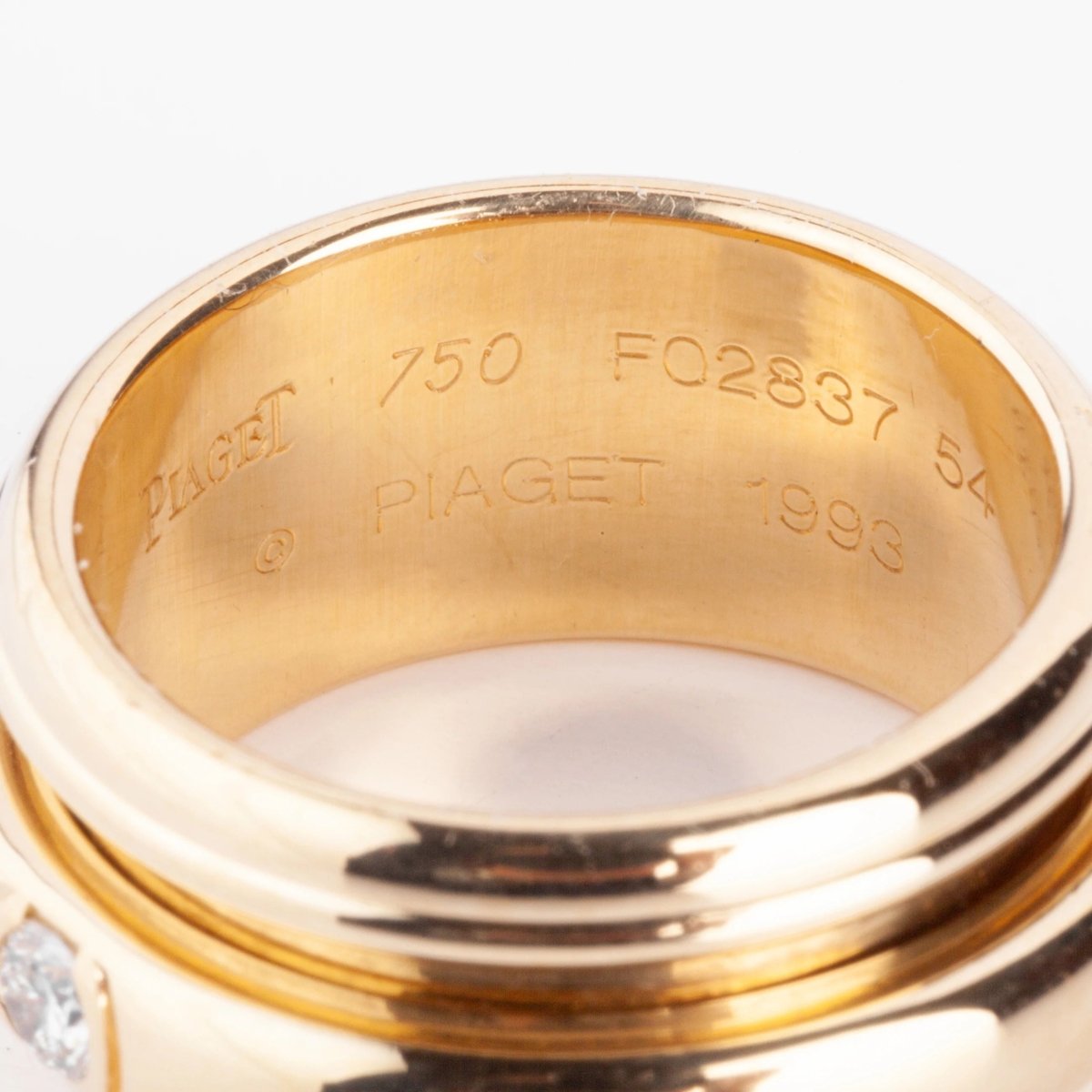 Bague or jaune et diamants de la maison Piaget modèle Possession - Castafiore