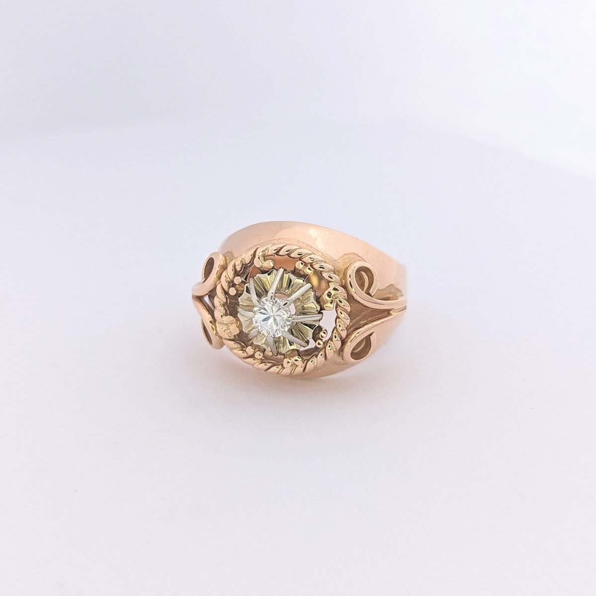 Bague or rose et diamant - Castafiore