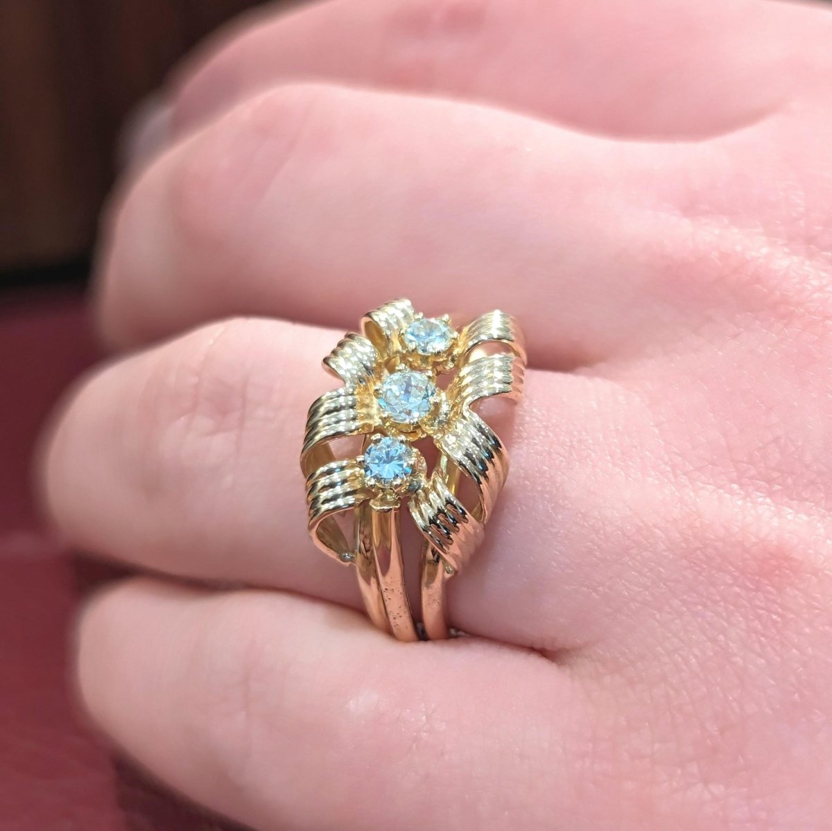 Bague or rose et diamants - Castafiore