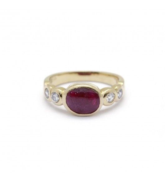 Bague - Or. rubis et diamants - Castafiore