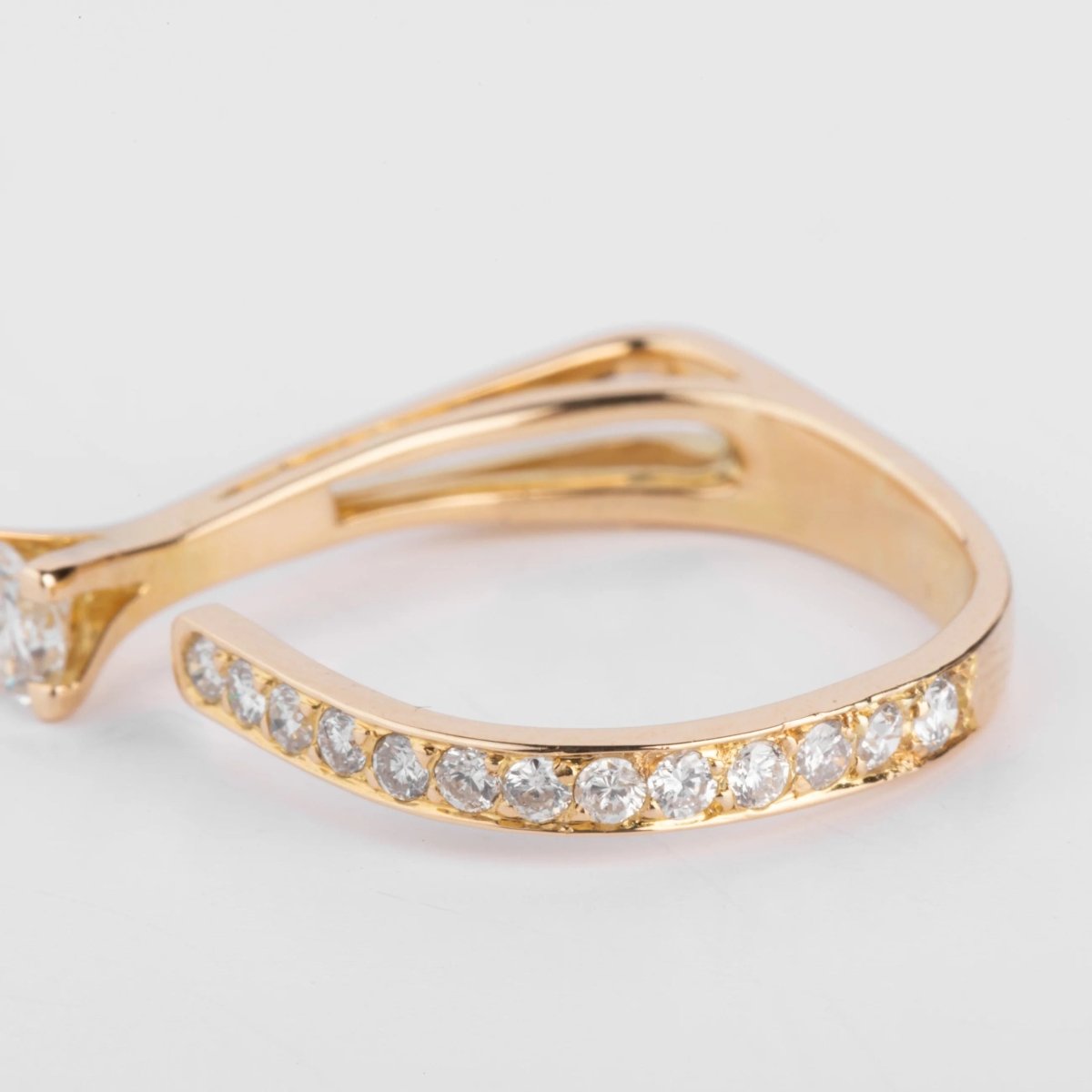 Bague ouverte or jaune et diamant design - Castafiore