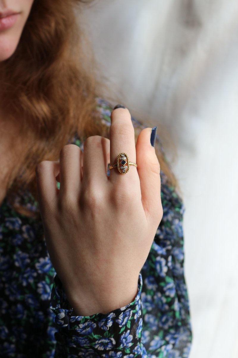 Bague Ovale Ajouré Saphir - Castafiore