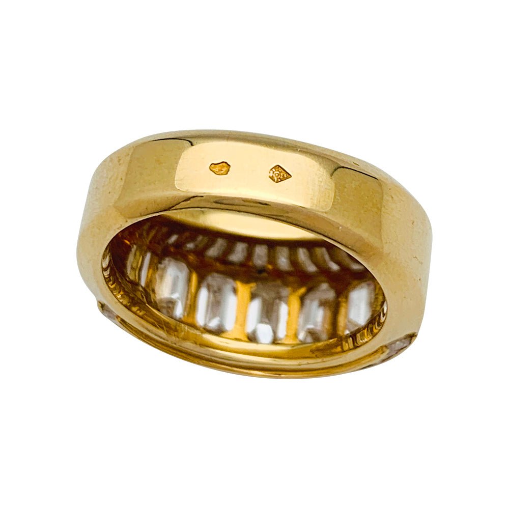 Bague pavage en or jaune et diamants - Castafiore