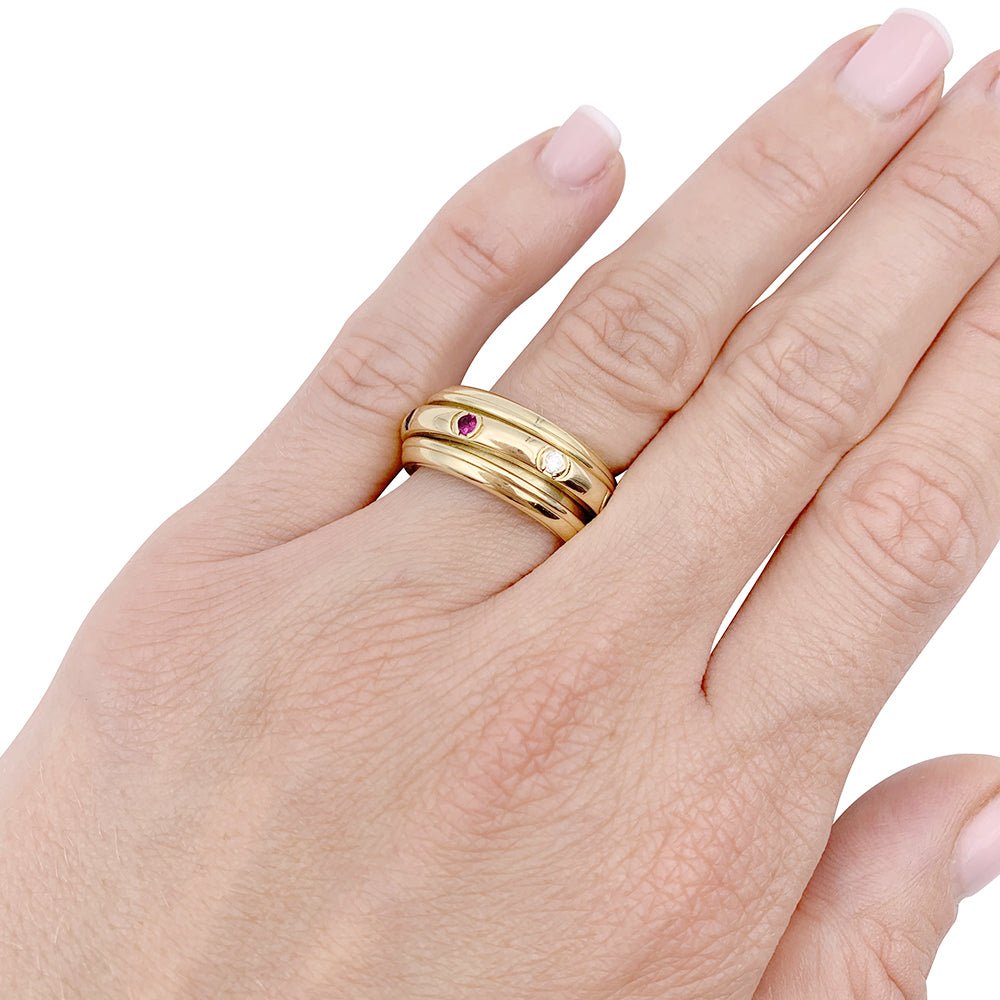 Bague PIAGET "Possession", or jaune et pierres de couleur. - Castafiore