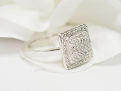 Bague plateau en or blanc et diamants - Castafiore