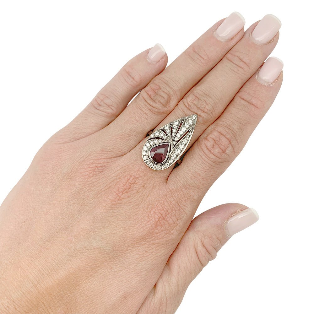 Bague platine, diamants, rubis de synthèse - Castafiore