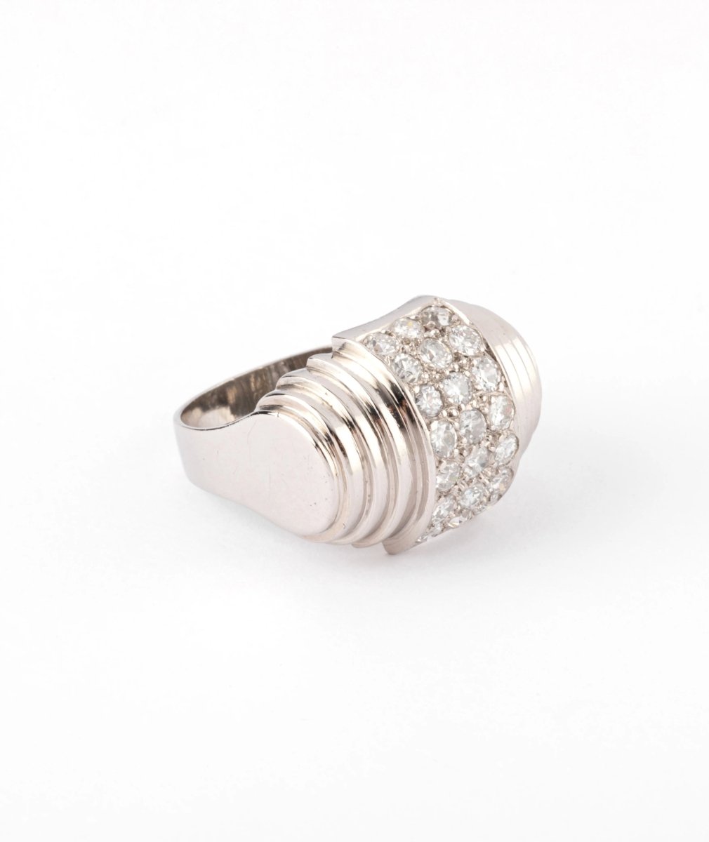 Bague platine et diamant à gradins - Castafiore