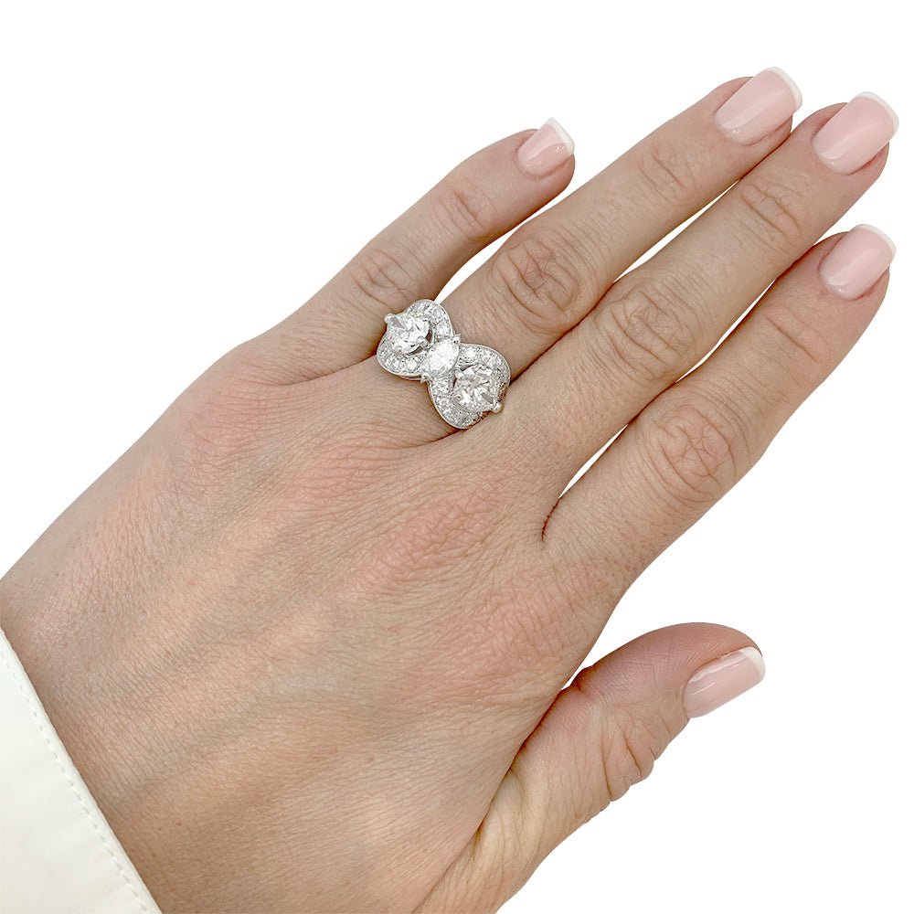 Bague platine et diamants poires - Castafiore