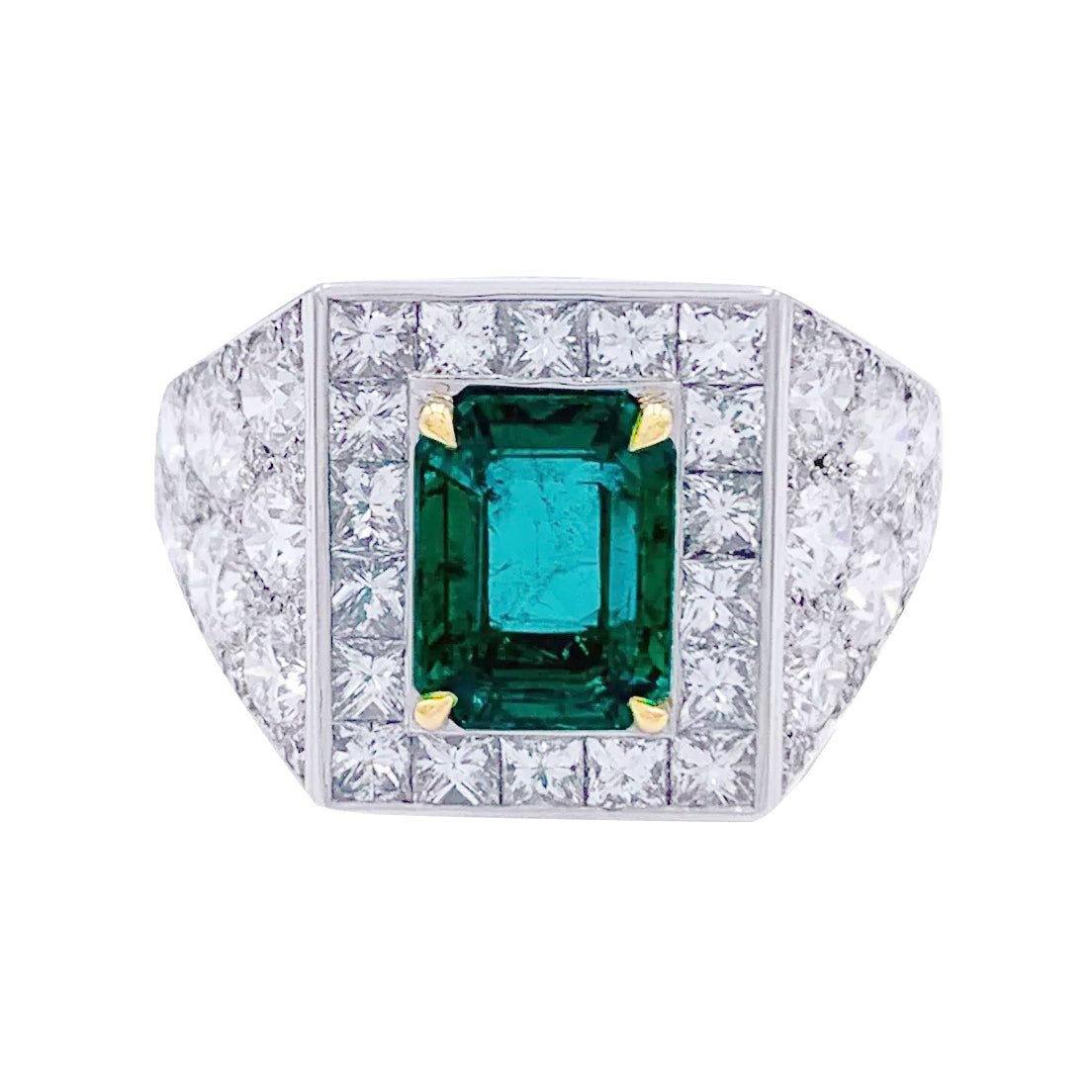 Bague, platine, or jaune, émeraude et diamant - Castafiore