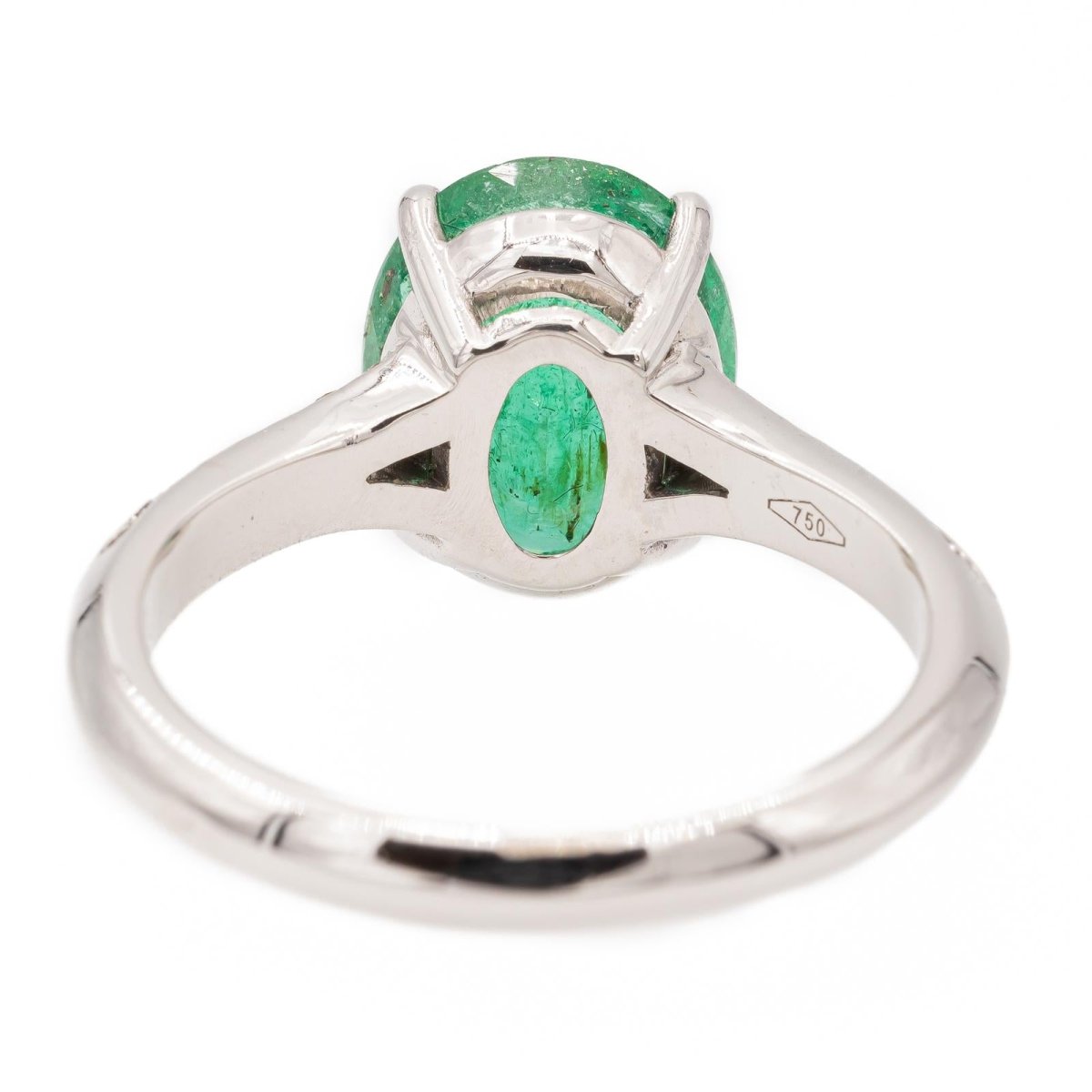 Bague Pompadour en or blanc et émeraude - Castafiore