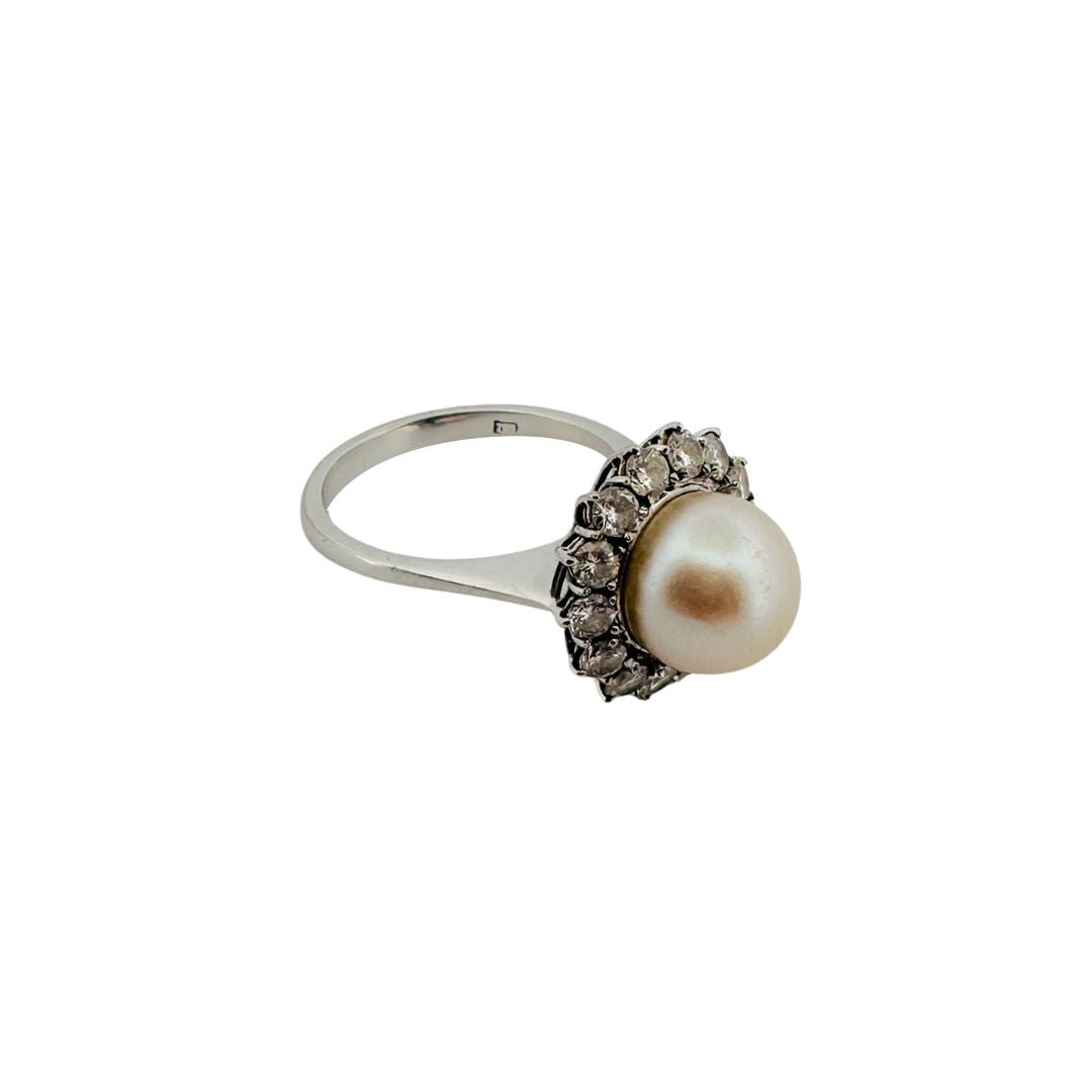 Bague Pompadour en or blanc, perle et diamant - Castafiore