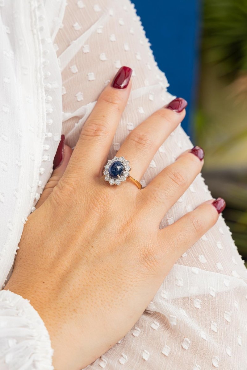 Bague Pompadour en or jaune et saphir - Castafiore