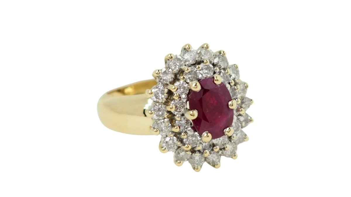 Bague Pompadour en or jaune, rubis et diamants - Castafiore