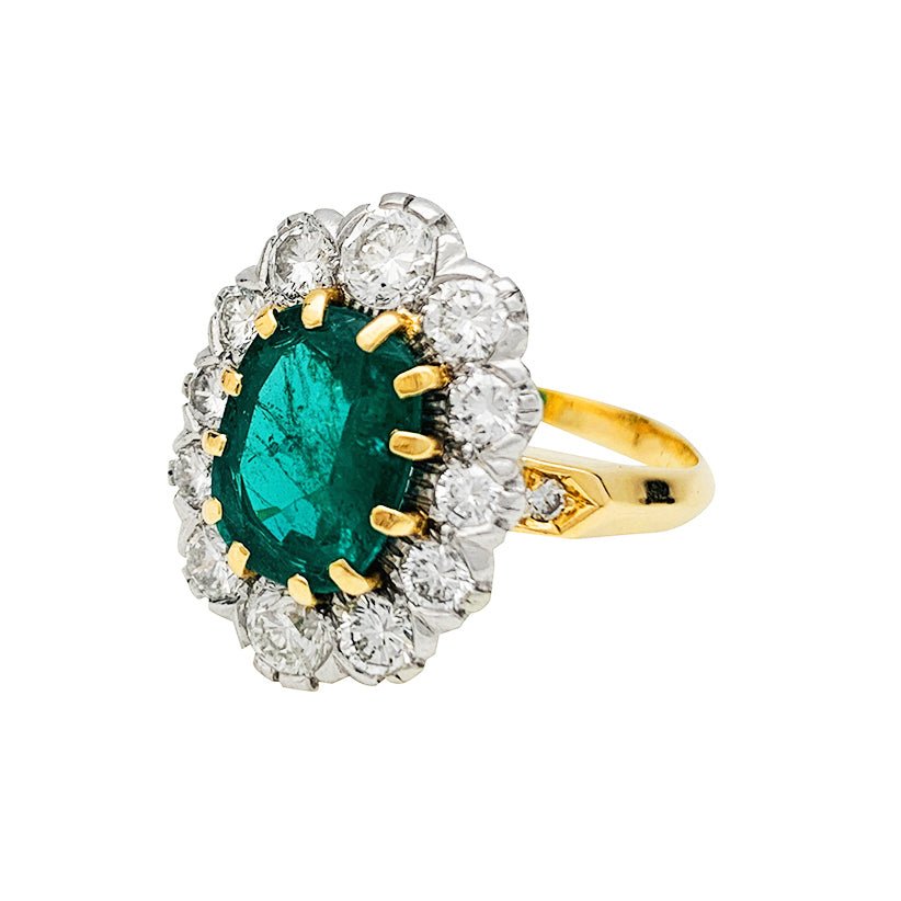 Bague pompadour or jaune et platine, émeraude 2.70 carats, diamants - Castafiore