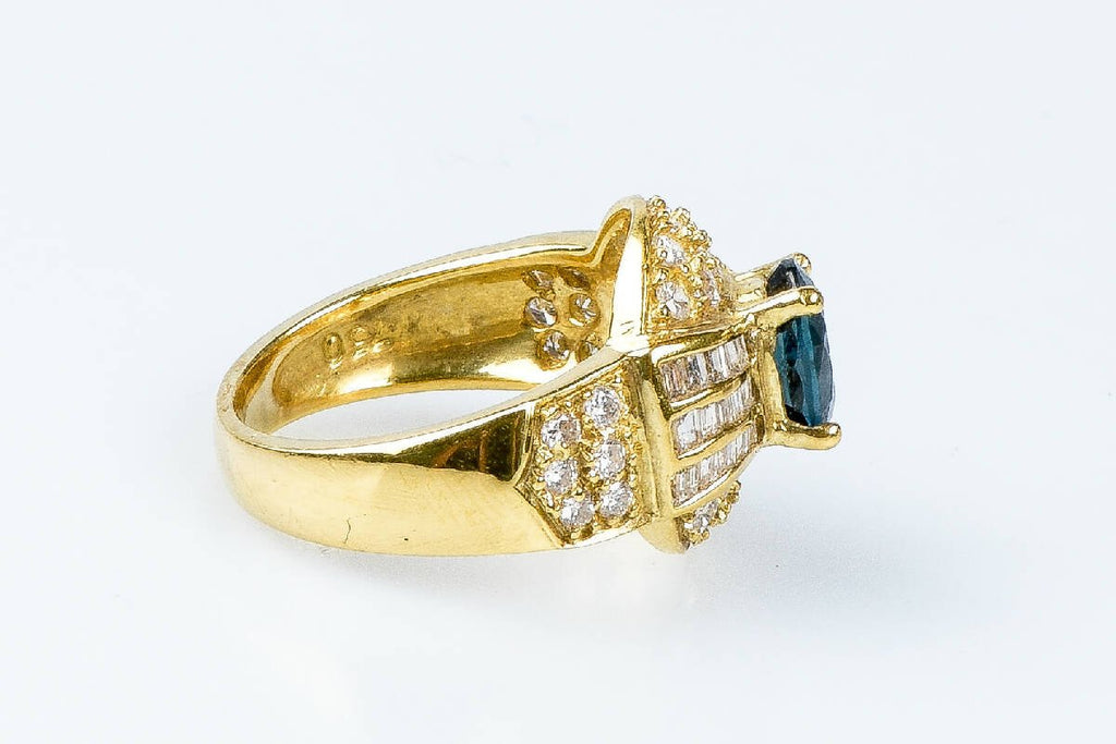 Bague saphir diamant en or jaune 18 carats - Castafiore