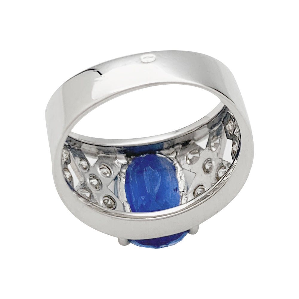 Bague saphir en or blanc, diamants - Castafiore